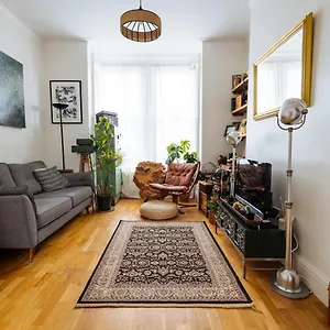  Appartement Unique Private W/ Easy Access To